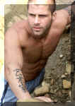 aaron018.jpg (103666 octets)