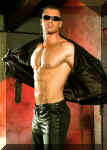 adriano025.jpg (76968 octets)