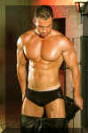 adriano035.jpg (71334 octets)