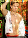 christopher045.jpg (95077 octets)