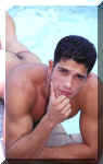 juangomez140.jpg (81257 octets)
