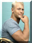 robbiemoore114.jpg (120039 octets)