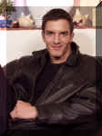 tedcolunga055.jpg (91197 octets)