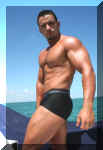 topher013.jpg (52781 octets)