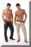 twins029.jpg (77448 octets)
