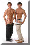 twins031.jpg (75498 octets)