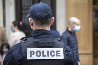 Paris : un homme soupçonné d'appartenir à l’ultradroite écroué pour « association de malfaiteurs terroriste